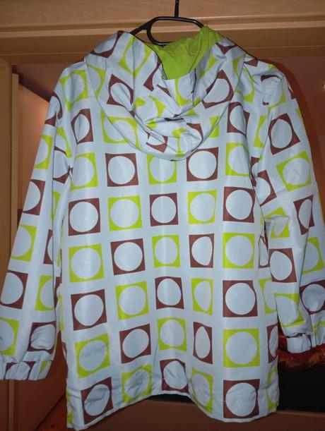 Prechodná bunda, 152