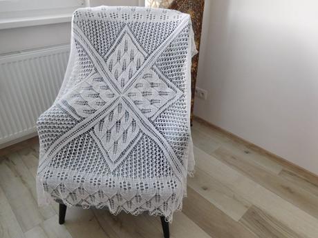 Obrus biely 165 x 131 cm, top top stav, 