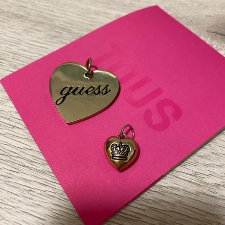 Prívesok guess + darček, guess