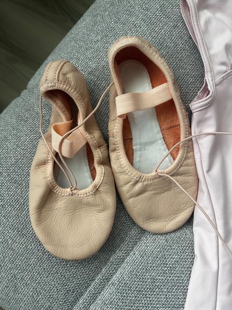 Baletné body + cvičky, 30