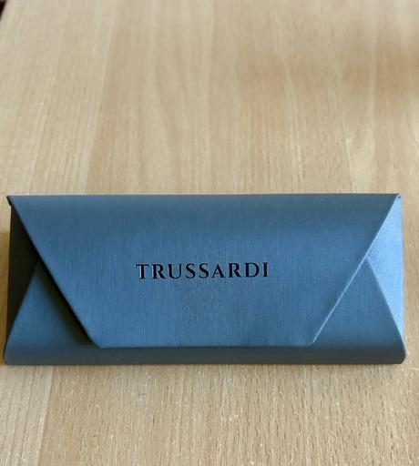 Slnečné tmavomodré okuliare zn.trussardi unisex, trussardi