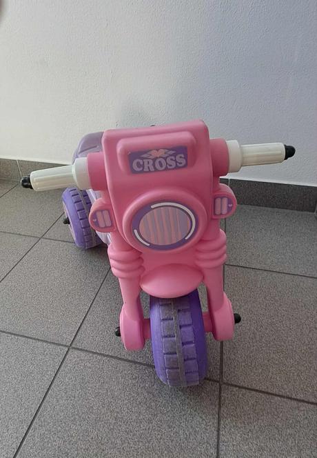 Odrážadlo pre dievčatá, 