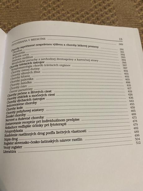 Fytoterapia z pera lekára karol mika  stála 35 eur, 