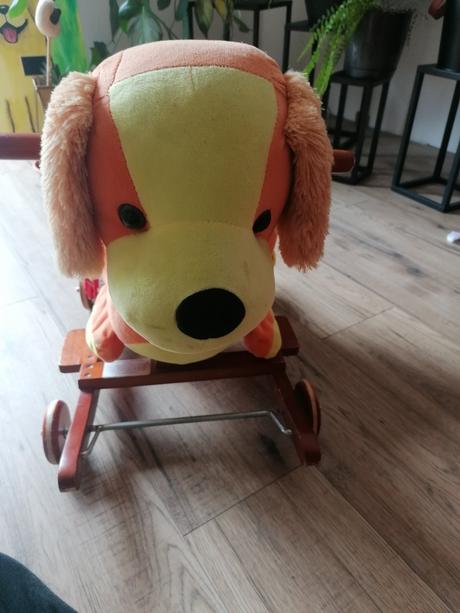 Hojdacie kresielko a odrazadlo psík, 