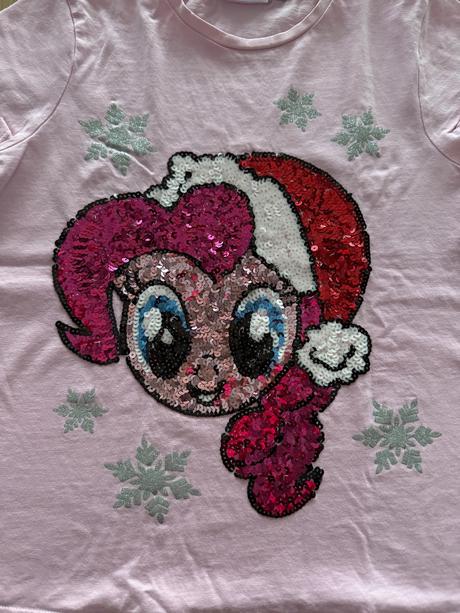 Vianočné triko, 146