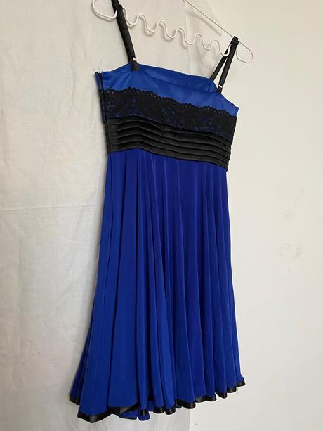 Šaty kráľovsky modré, 36