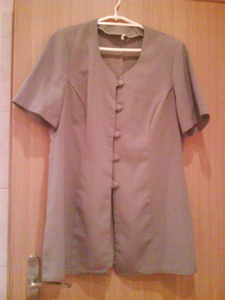 Nohavicovy kostym, l