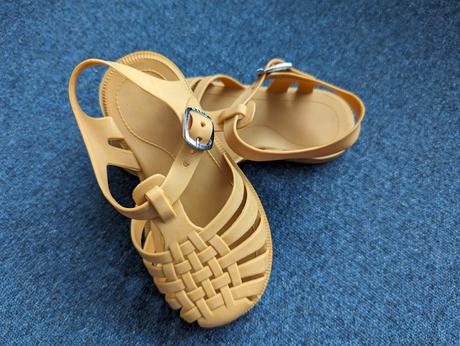 Gumené sandálky k vode oranzove, 26