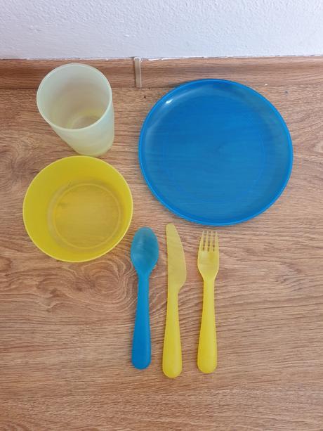Jedálenský set- ikea,