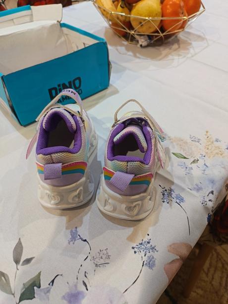 Predám nové botasky, adidas,21