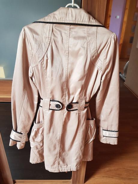 Kabatik, lipsy london,m