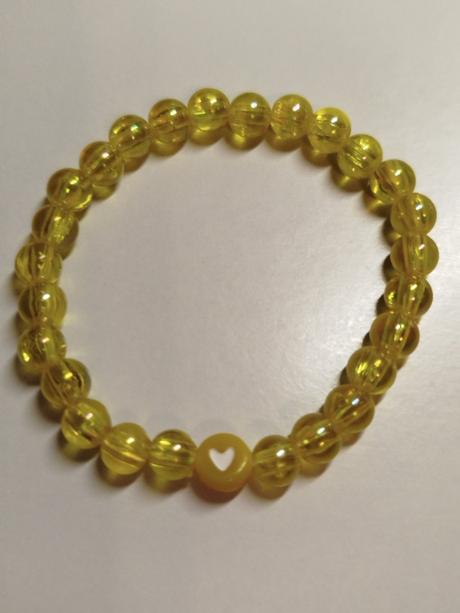 Žltý náramok  so srdiečkom, 