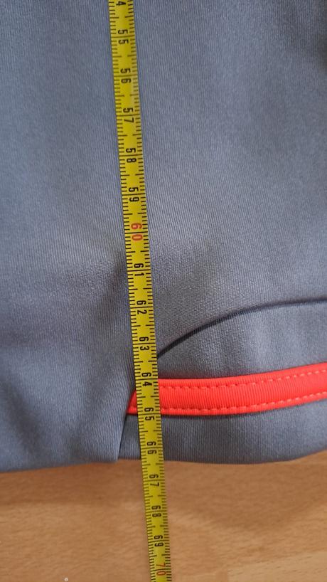 Jako dámska mikina, s