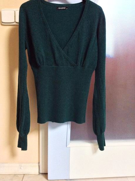 Zaujímavý pulóvrik m/l, l