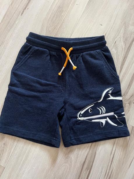 Teplakove kraťasy, kik,104