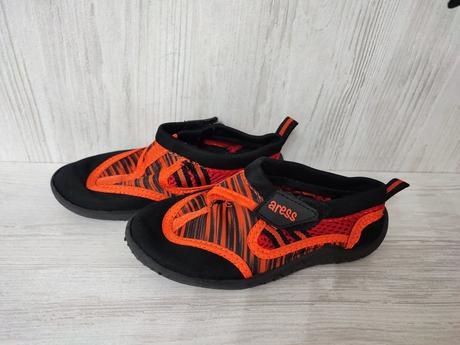 Topánočky do vody, 27