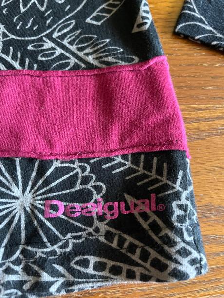 Tričko desigual s mandalami 134/140, desigual,134