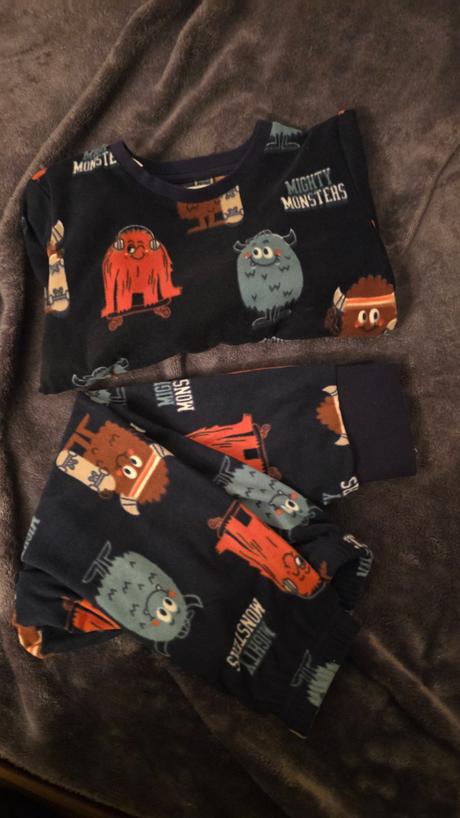 Teply set domsce oblecenie c 98, c&a,98