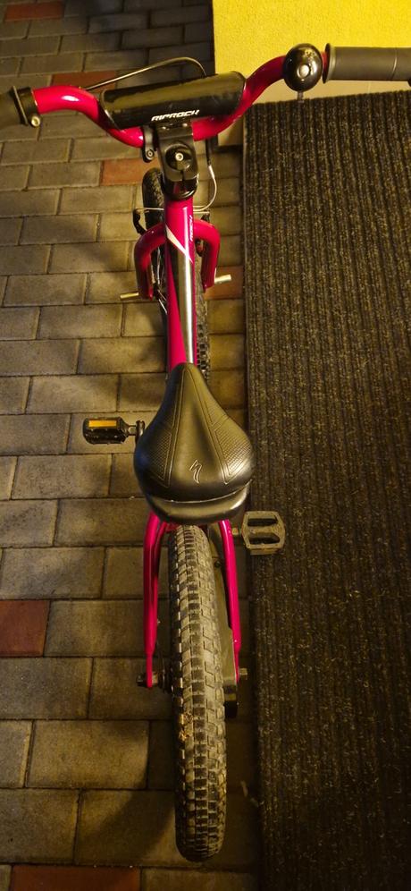 Bicykel specialized a followme, specialized,14