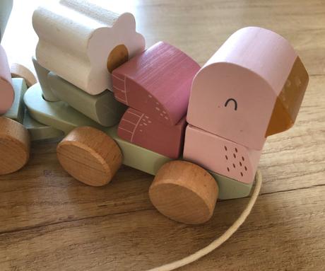 Drevený vláčik kvety a motýle little dutch, 