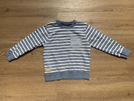 Mikina next 104 nosená, next,104