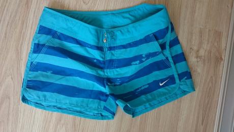 Šortky, nike,34