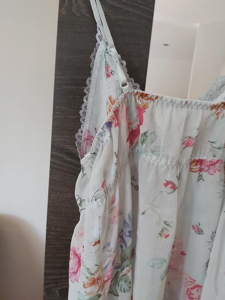 Nočná košeľa., s