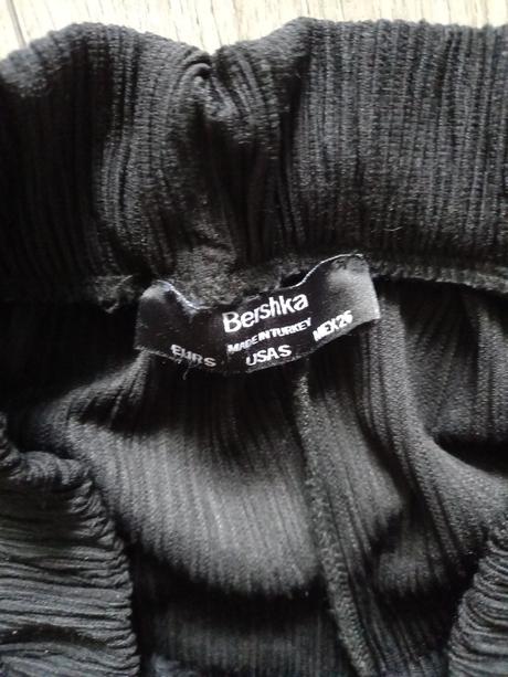 Nohavice 3/4 siroke, bershka,s