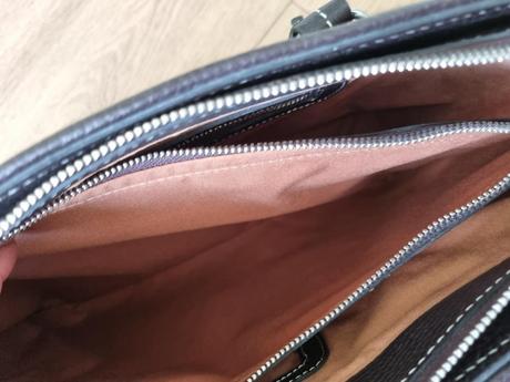 Čierna kožená kabelka guzini,