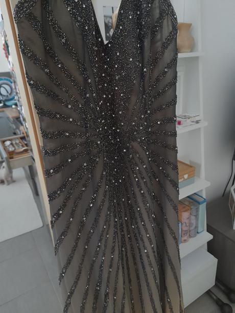 Spoločenské šaty, 40