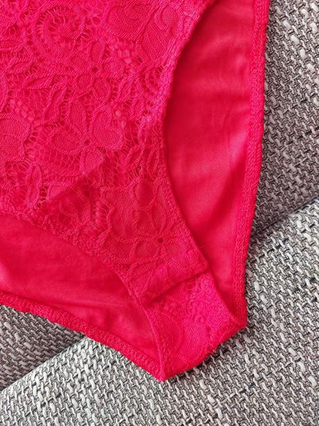 Dámske body, gate,xs