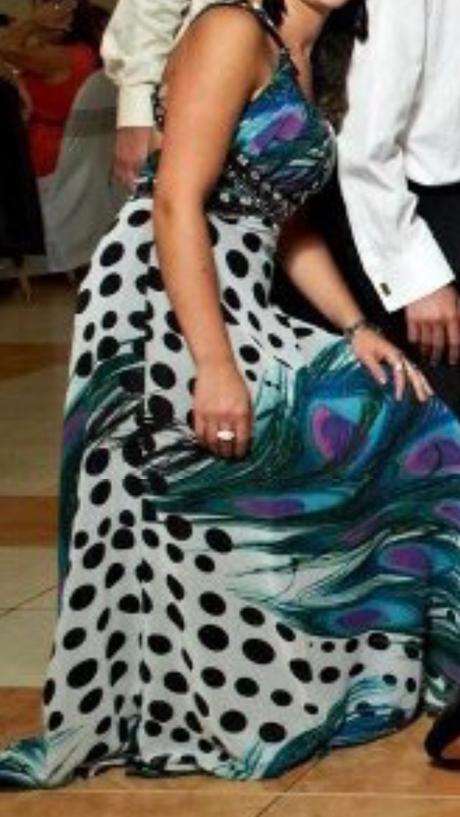 Spoločenské šaty, 36