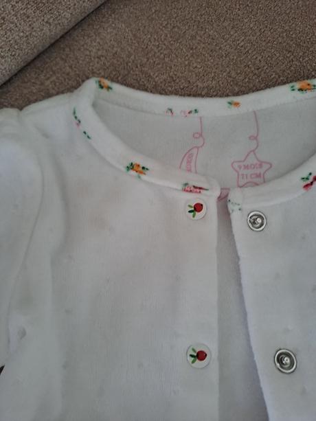 Balík oblečenia, 68–80