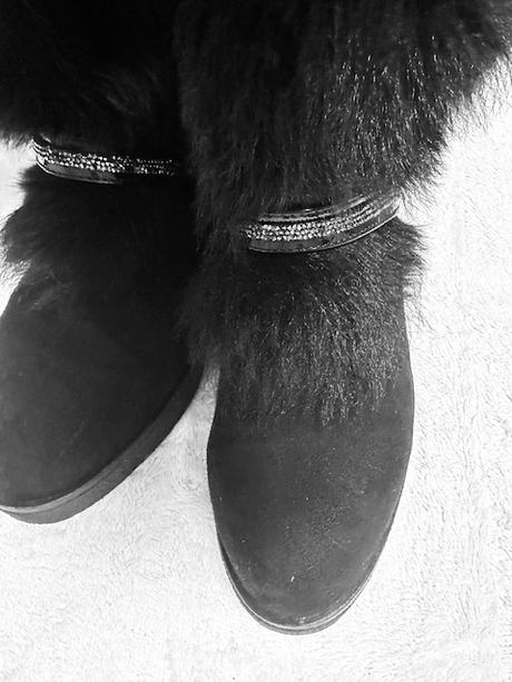 Kotníkové čižmičky na platforme zn. unisa, 40