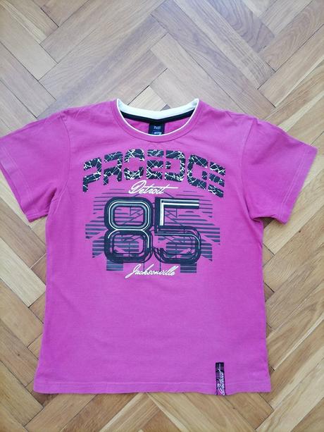 1x oblečené takko, takko,134