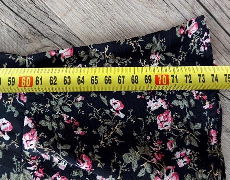 Tenké kvetinové šaty, 44