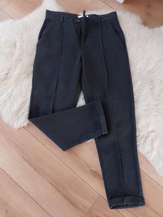 Elegantné,top stav, reserved,158