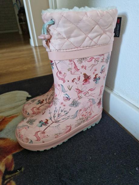 Next gumaky, next,29