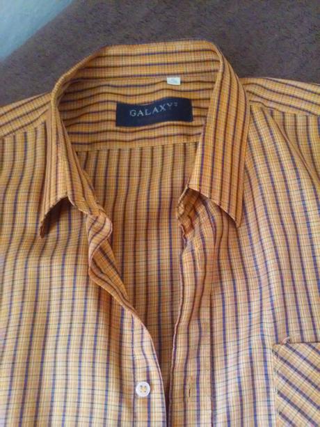 Oranžová košeľa, 45