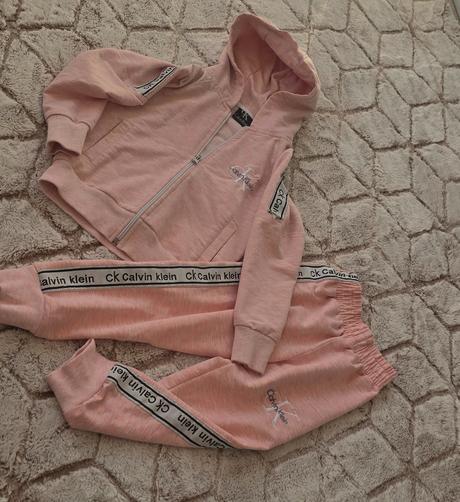 Teplákoch súprava 110/116, calvin klein,110