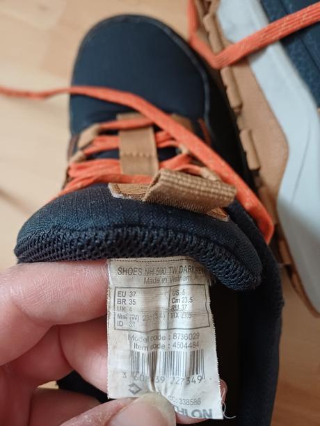 Prechodne topanky z decathlonu, quechua,37