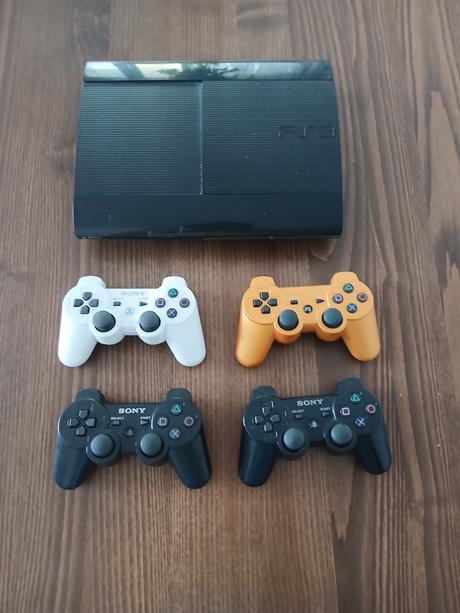 Playstation 3 super slim, 