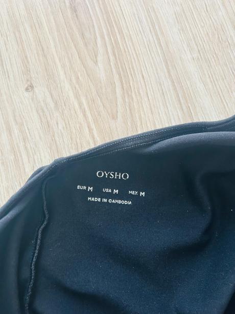 Skvelý overal značky oysho, pc 80 eur, m