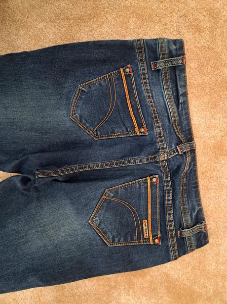 Rifle mierne elastické, 38