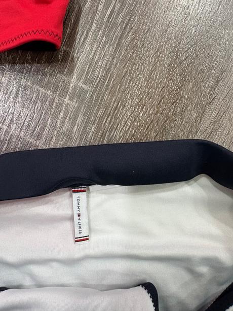 Tommy hifiger dievcenske plavky na 12-14 rokov, tommy hilfiger,152