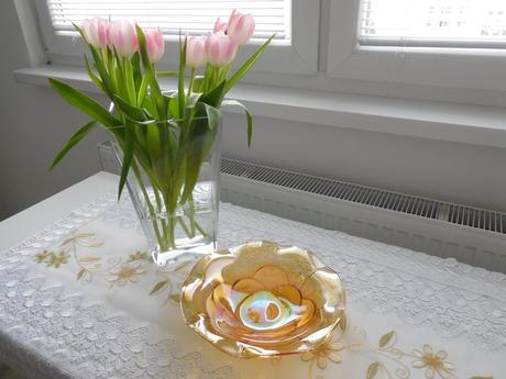 Misa z farebného skla v tvare kvietku-retro,, 