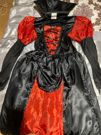 Kostym na karneval bosorka 140/152, 