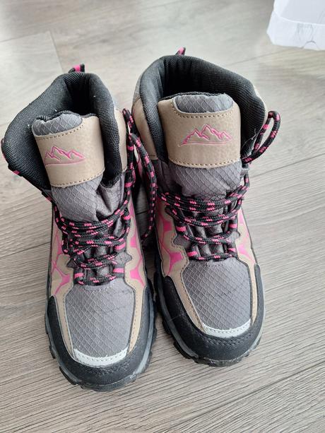 Turistické topánky, 34