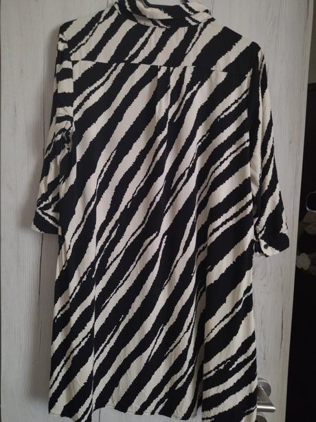 Predĺžená blúza -tunika, 38