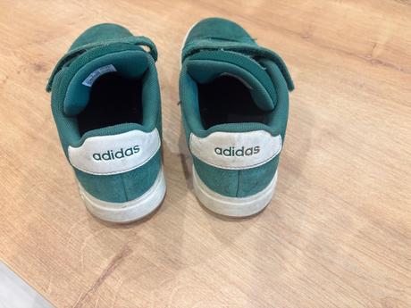 Adidas 34, adidas,34